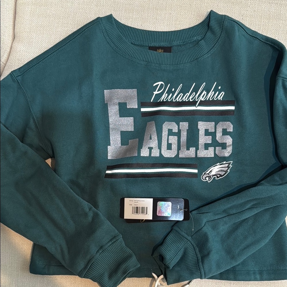 NWT Philadelphia Eagles Cropped Sweatshirt